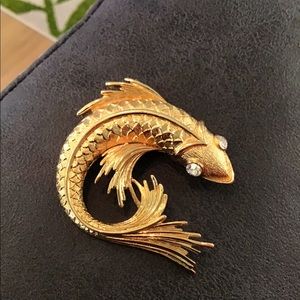 VINTAGE MONET KOI FISH BROOCH W/ RHINESTONE EYES